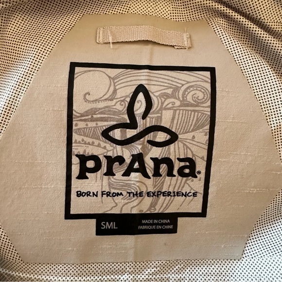 prAna Women's Winter Maritime Grey Jacket - Picture 11 of 17